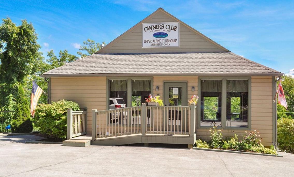 Chestnut Bearadise Villa Gatlinburg Exterior photo
